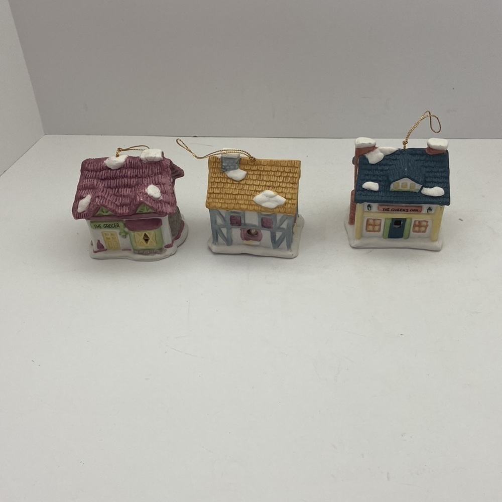 Readers Digest ceramic house bells ornaments set of 3